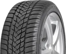 Gros plan de la bande de roulement Goodyear ULTRAGRIP PERFORMANCE 2