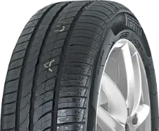 Gros plan de la bande de roulement Pirelli P1 Cinturato Verde